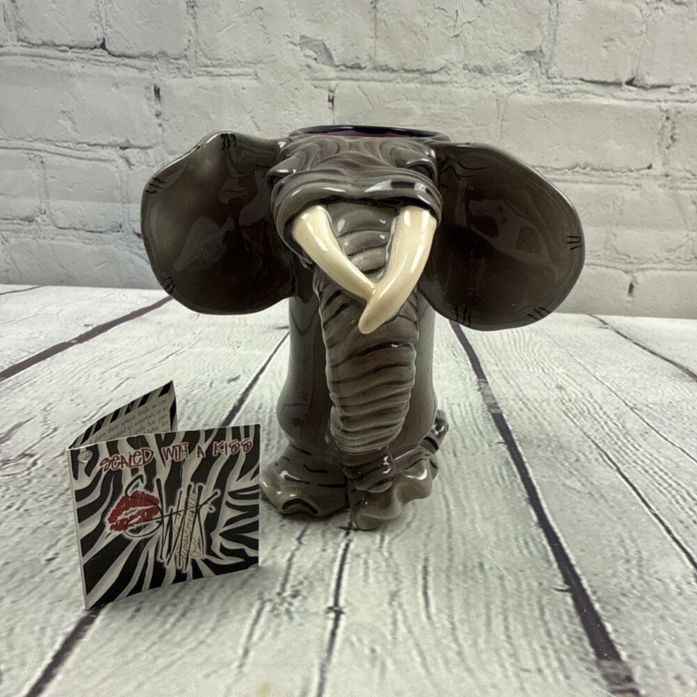 SWAK Lynda Corneille Elephant 3D Coffee Mug Character Collectibles Sealed‎ Lips